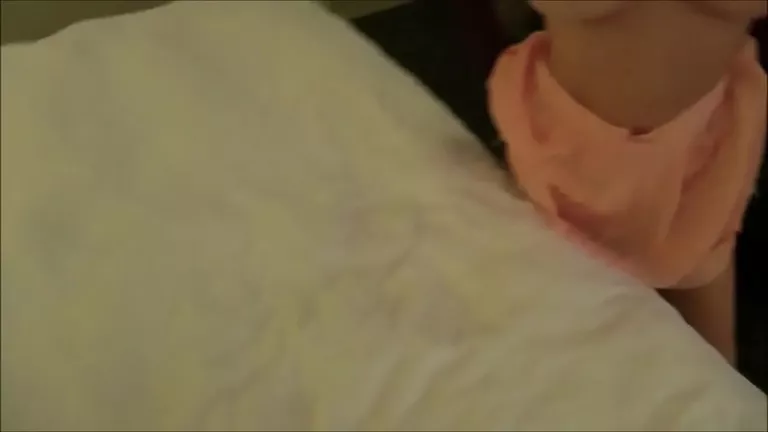 Äiti POV porno, Äiti creampie, Äitipuoli porno