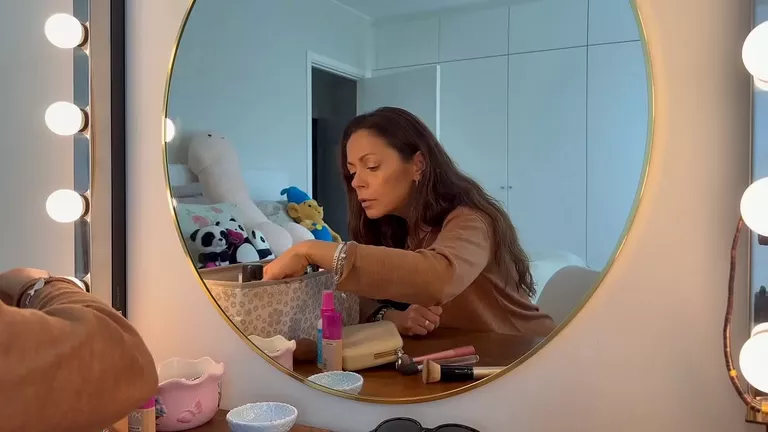 Hot MILF Moms