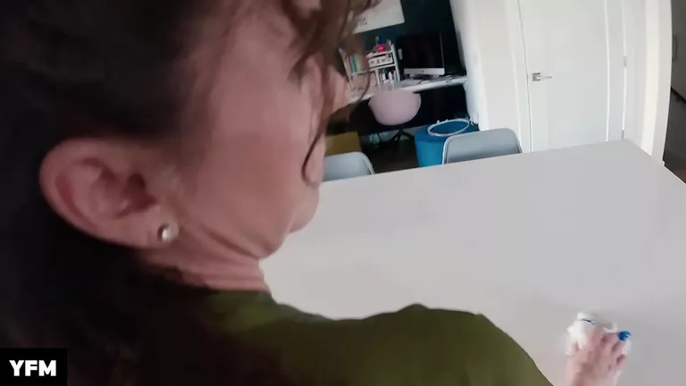 Tante ngentot di dapur, Bokep ibu tiri