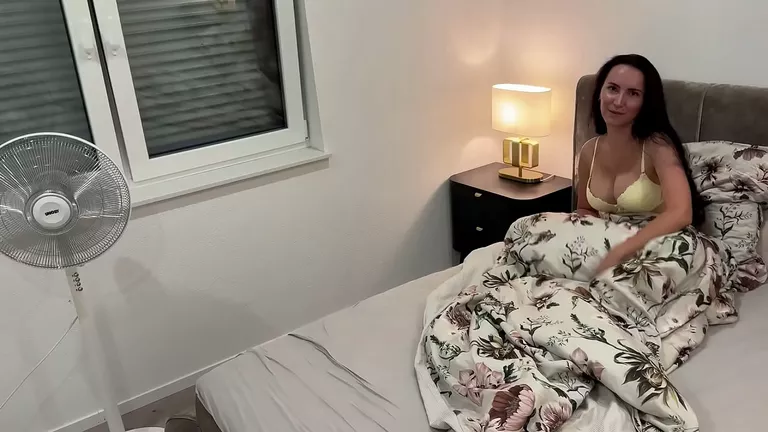 Mamma in lingerie, Matrigna e figliastro, Porno matrigna