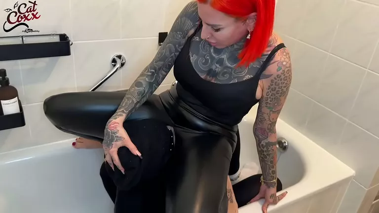 Annenin yüzüne boşalma, Mastürbasyon yapan anne, Azgın MILF anneler