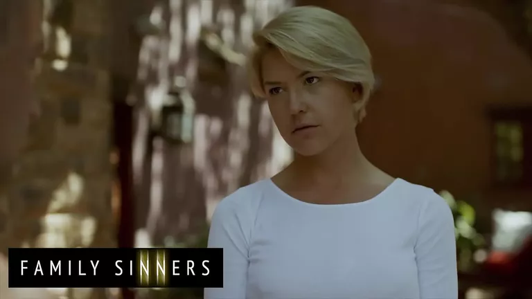 Blond mor, Stedmor og stedsøn, Lækre MILF-mødre