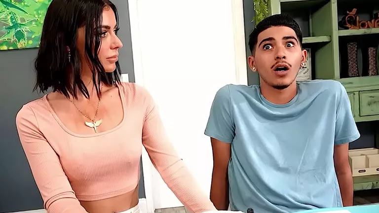 Handjob van moeder, Stiefmoeder en stiefzoon, Stiefmoeder porno