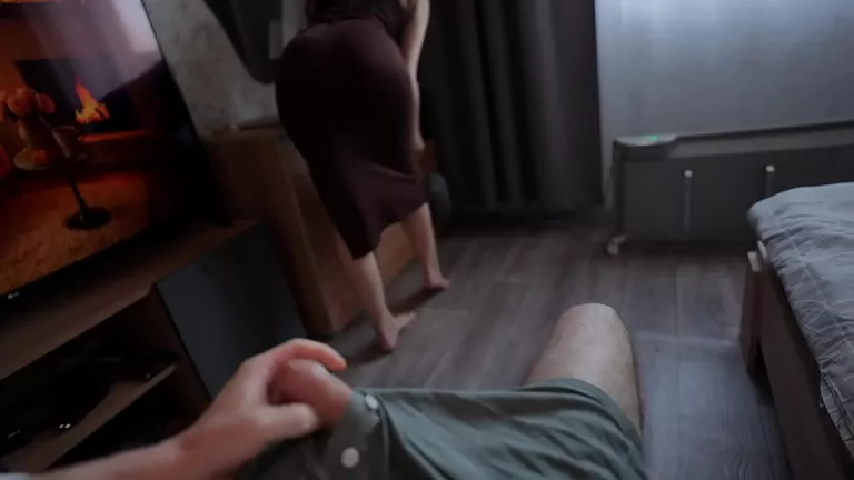 Mama uhvaćena na delu, Maćeha i pastorak, Porno sa maćehom
