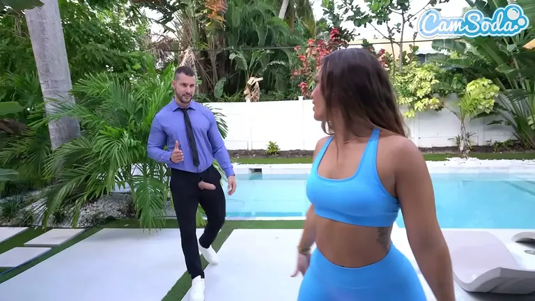 Guzate mame, Neverna supruga, Vruće MILF mame