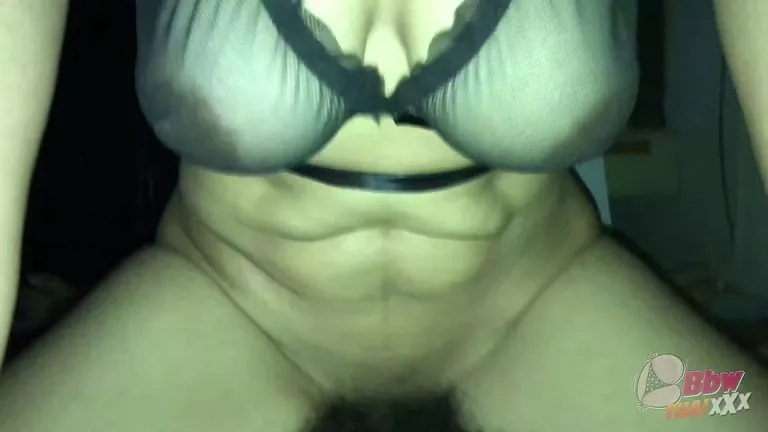 Maman à gros seins, Mamans MILF chaudes