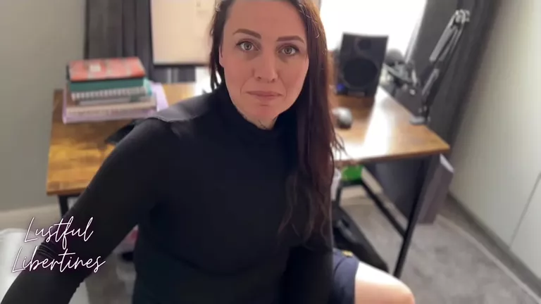Beleélvezés anyukába, Mostohaanya pornó